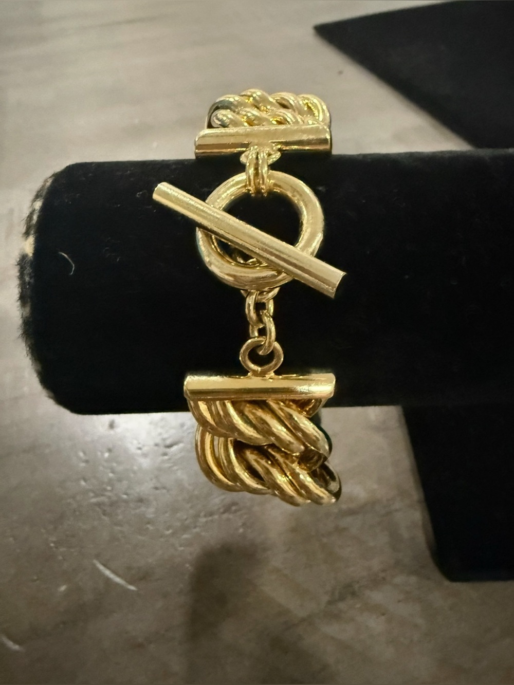 18K Gold Plated Italy Chunky Textured Chain Toggle Bracelet